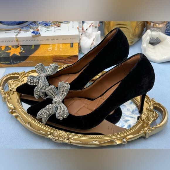 🆕 KURT GEIGER LONDON 🧿 NWOB Belgravia Bow Court Heel, Black Velvet Sz38.5 US 8 - Picture 8 of 16